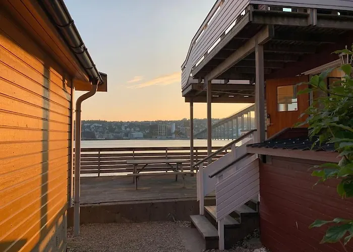 Panoramic Harbour View *