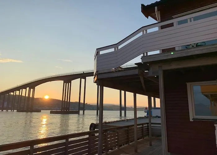Panoramic Harbour View
