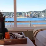 Panoramic Harbour View Διαμέρισμα *